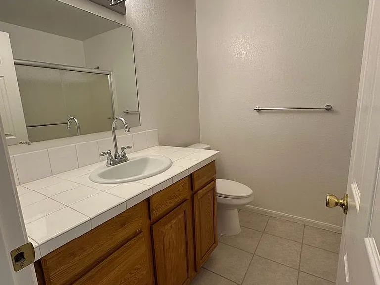 6629 La Habra Ave — Photo 12