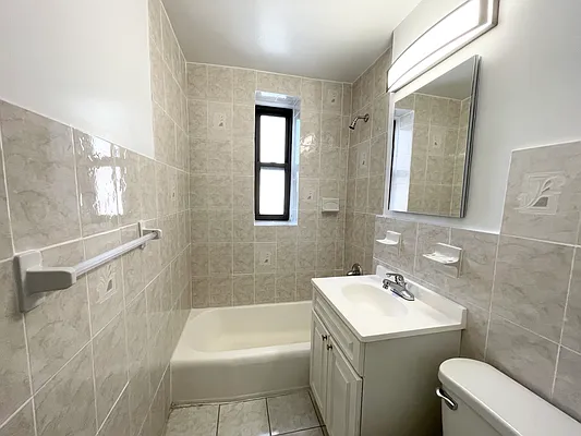 Rented by Oxford Property Group | media 22