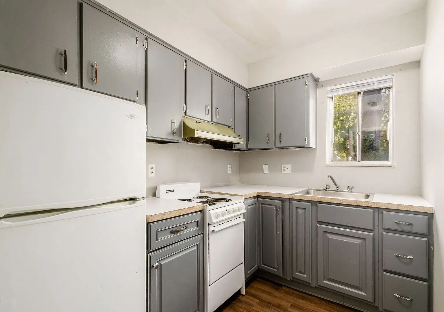 2888 Cleveland Ave — Photo 1