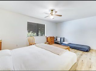 19301 Oak Grove Cir, Groveland, CA 95321