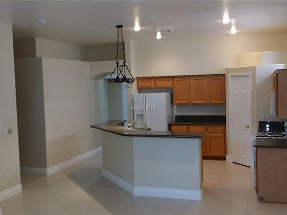 4th image of 1125 Coral Rainbow Ave #1125