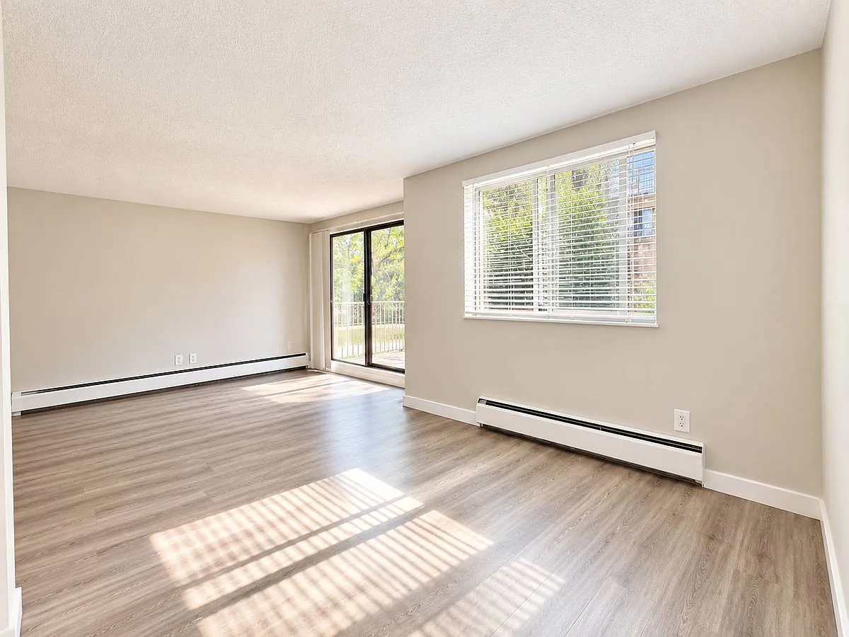 Studio, 650 sqft, $1,650 — Photo 1
