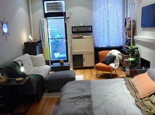 161 W 10th St APT 1B, New York, NY 10014
