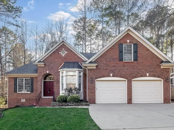 301 Briardale Ave, Apex, NC 27502