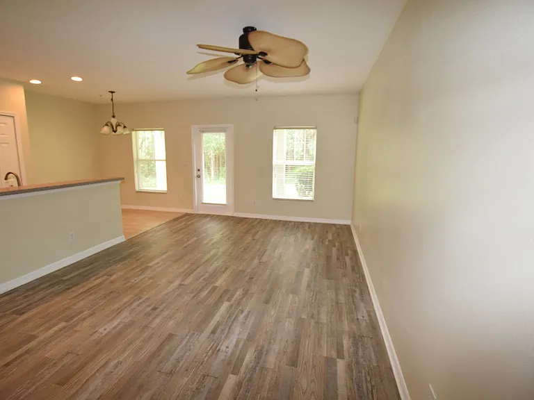 9796 Tivoli Villa Dr — Photo 7
