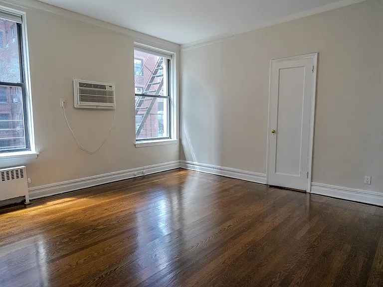 925 W End Ave #4C — Photo 3