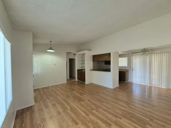 56279 Buena Vista Dr APT 19, Yucca Valley, CA 92284