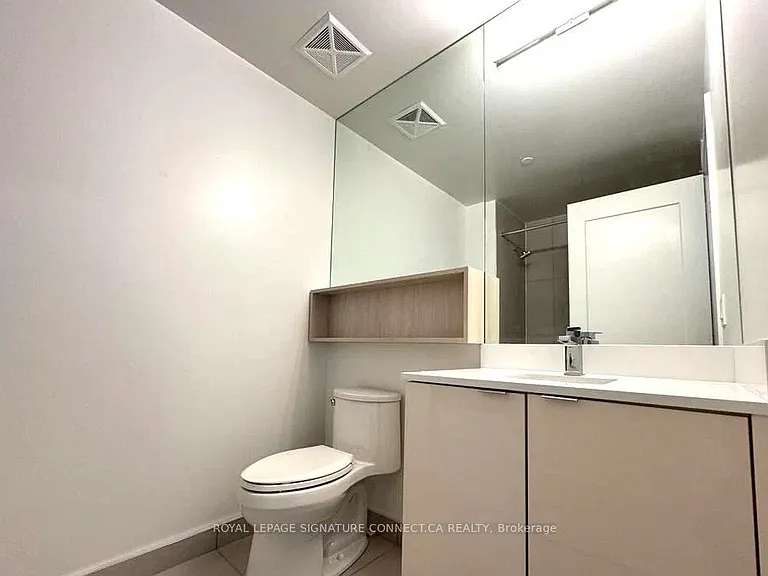 60 Princess St #109 — Photo 18