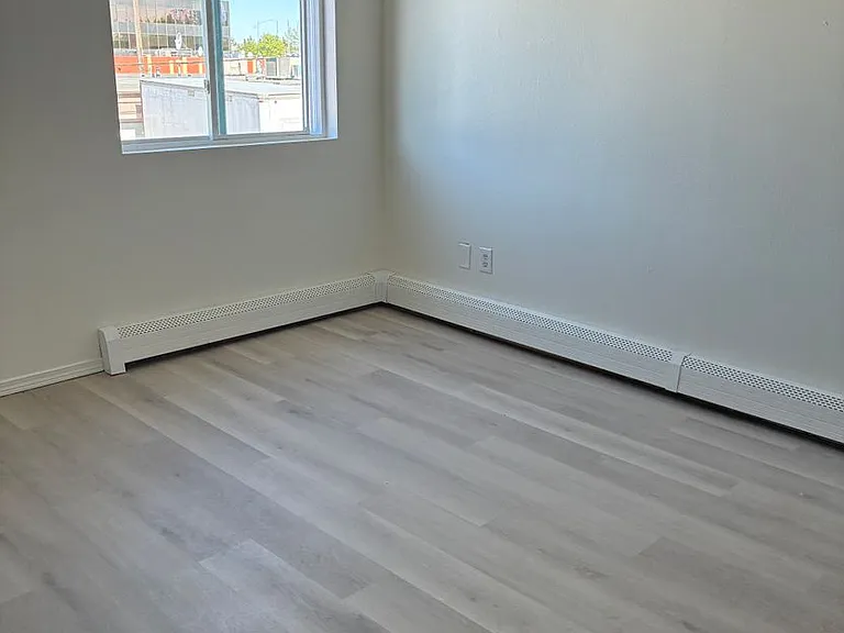 3200 Spenard Rd — Photo 14
