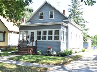 813 12th St N, Fargo, ND 58102