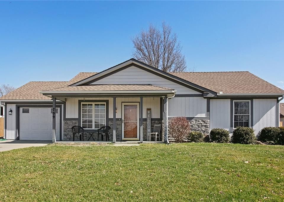 709 Hidden Meadows Ct, Paola, KS 66071 Zillow