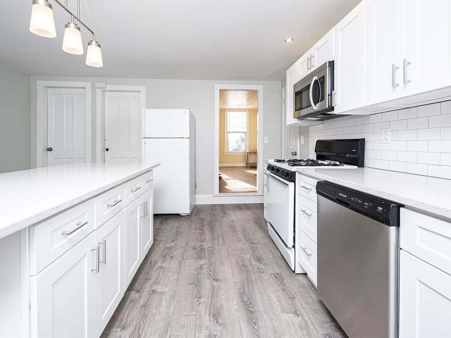 88 14th Street - Unit 1 — Photo 2