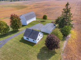 8894 Davenport Rd, Woodland, MI 48897