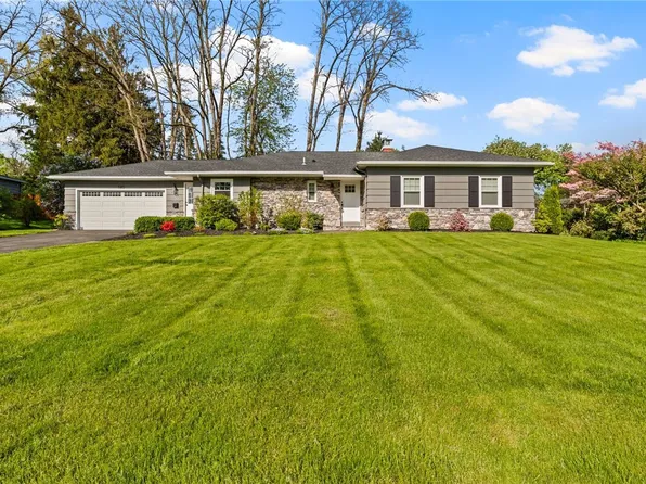 140 Overbrook Rd, Rochester, NY 14618