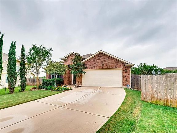 2nd image of 2056 Genesta Dr
