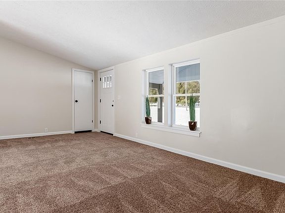 5th image of 8430 Clay Pike