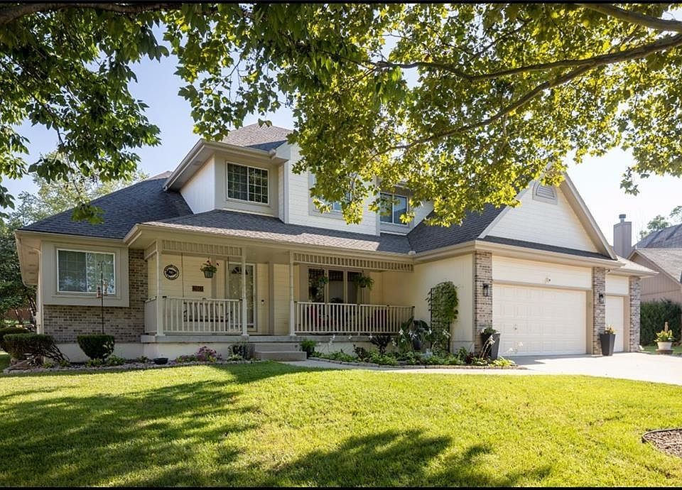 1st image of 2812 SW Emerald Creek Pl