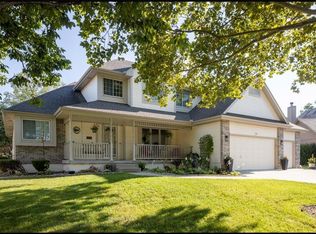 2812 SW Emerald Creek Pl, Blue Springs, MO 64015