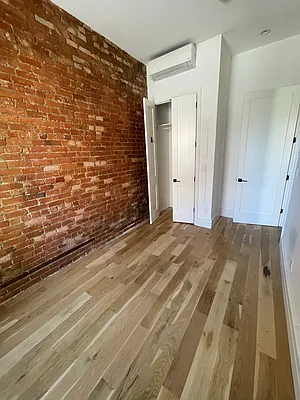 Rented by MJ Property Group LLC | media 17