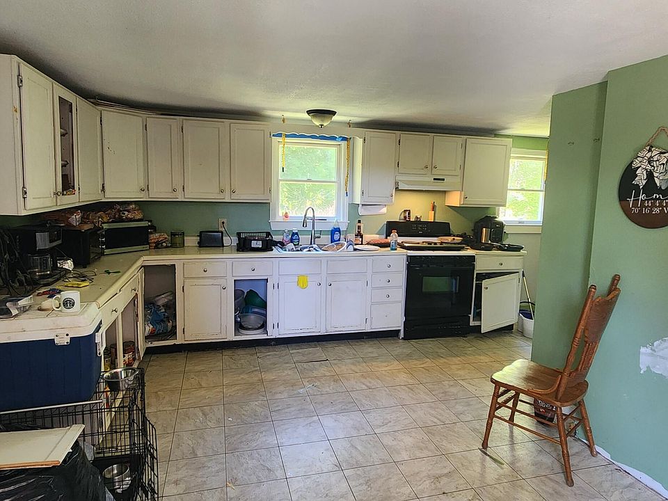 2nd image of 314 Merrow Road