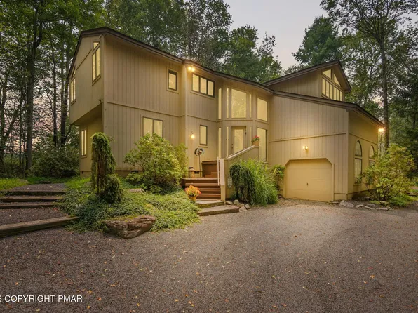 108 Blackfoot Trl, Pocono Pines, PA 18350