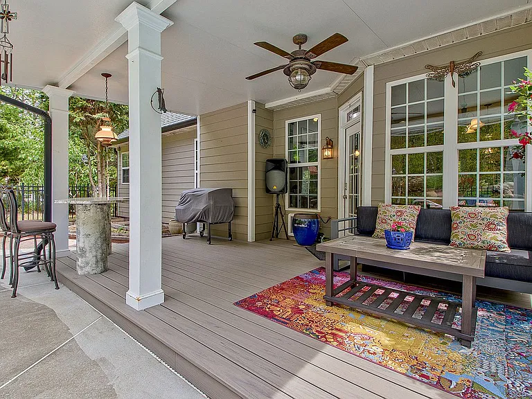 374 Persimmon Dr — Photo 56