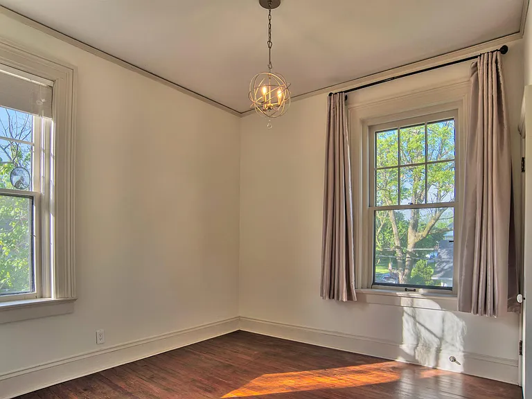 Bedroom 3 with built-ins