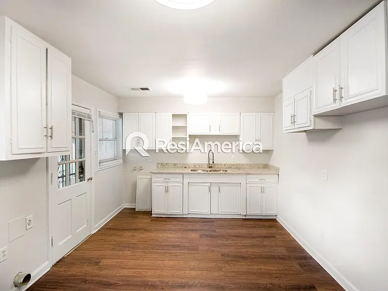 4078 Meadow Dr — Photo 6