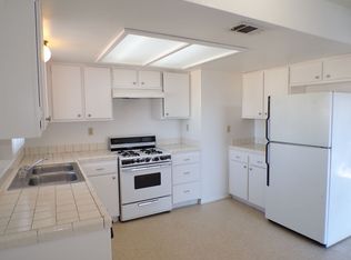 5323 Encelia Dr, Twentynine Palms, CA 92277