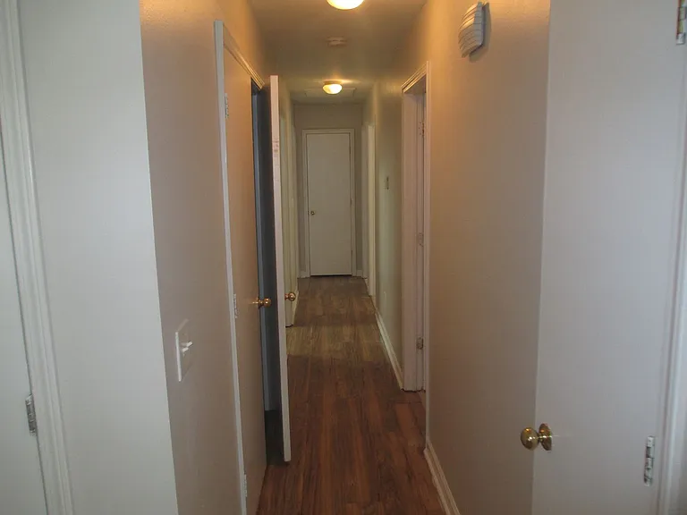 2315 Deherradora Ave — Photo 5