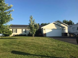 478 High Point Dr, Ellsworth, WI 54011