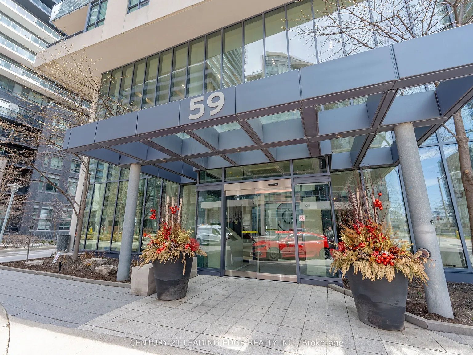 3 bed, $4,300 — Photo 2