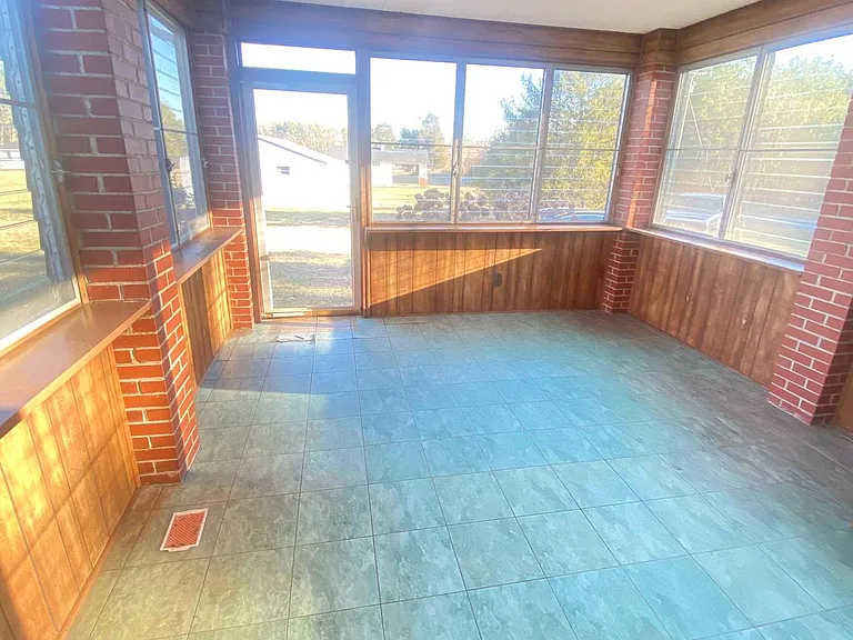 7239 Jericho Rd — Photo 9