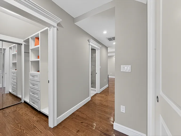 16 Walsh Rd — Photo 23