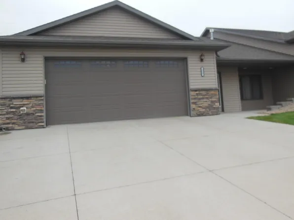 1037 N 33rd St, City Of Bismarck, ND 58501