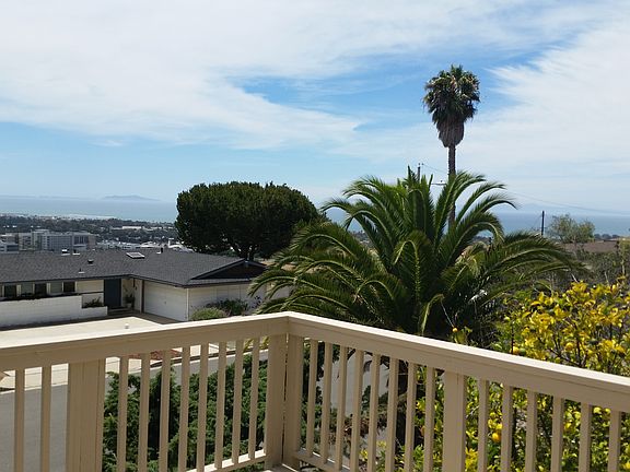 3rd image of 3169 Island View Dr