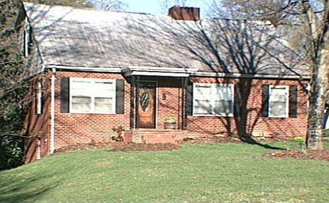 2nd image of 408 Spring St