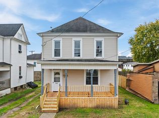 1009 7th St, Moundsville, WV 26041