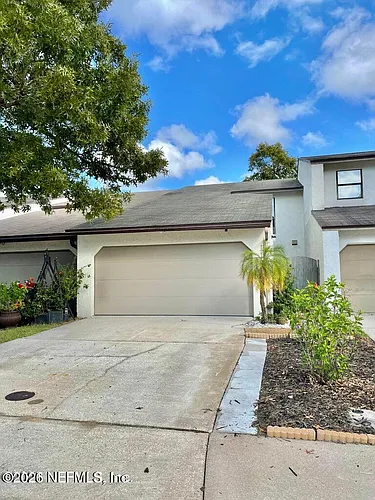1185 Romaine Cir W Photo 1