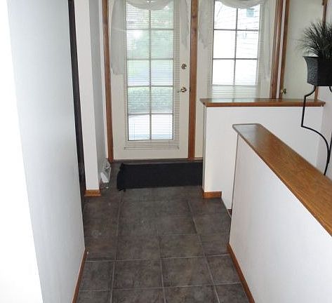 5th image of 3337 Woodwind Dr NE