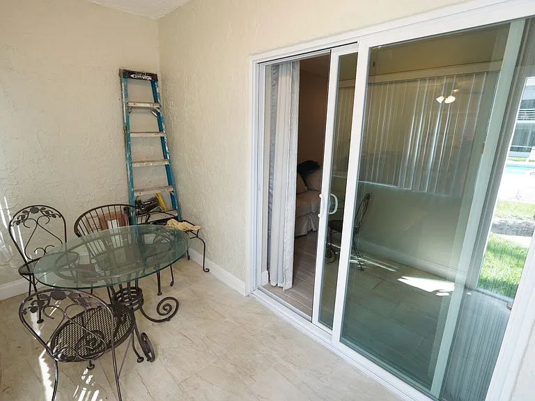 3000 E Sunrise Lakes Dr #123 — Photo 16