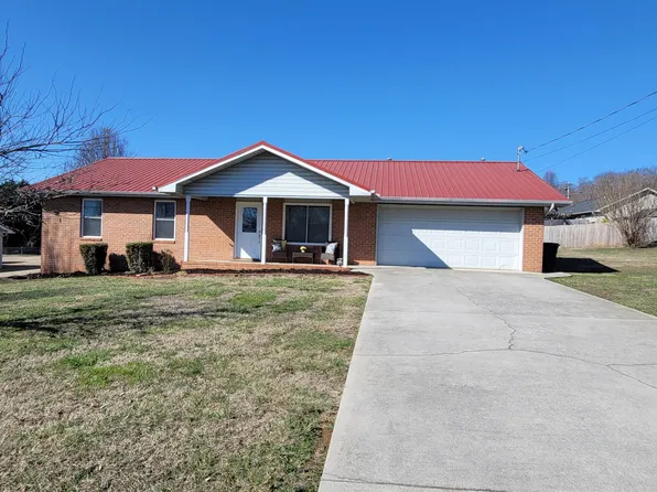 507 Tyler Dr, Dandridge, TN 37725