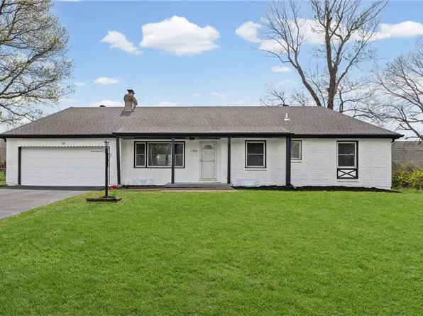 11905 E 41st St S, Independence, MO 64052