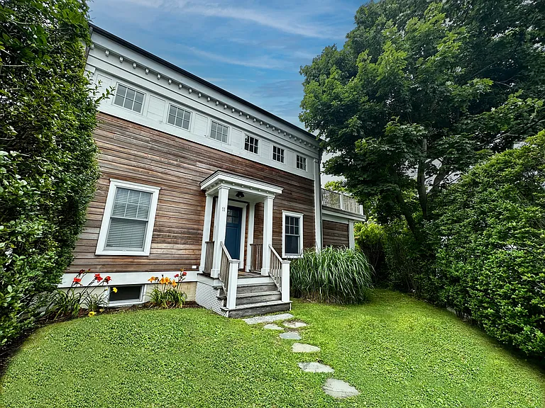 11 Rector St — Photo 12