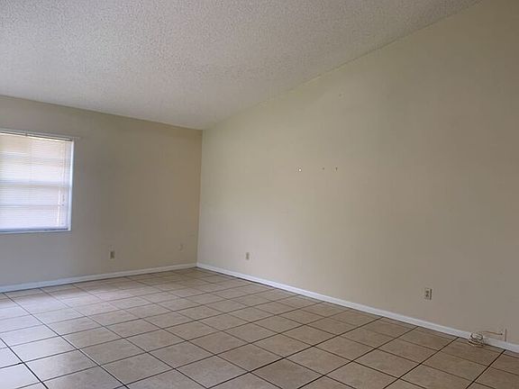 4th image of 15911 Mystic Way
