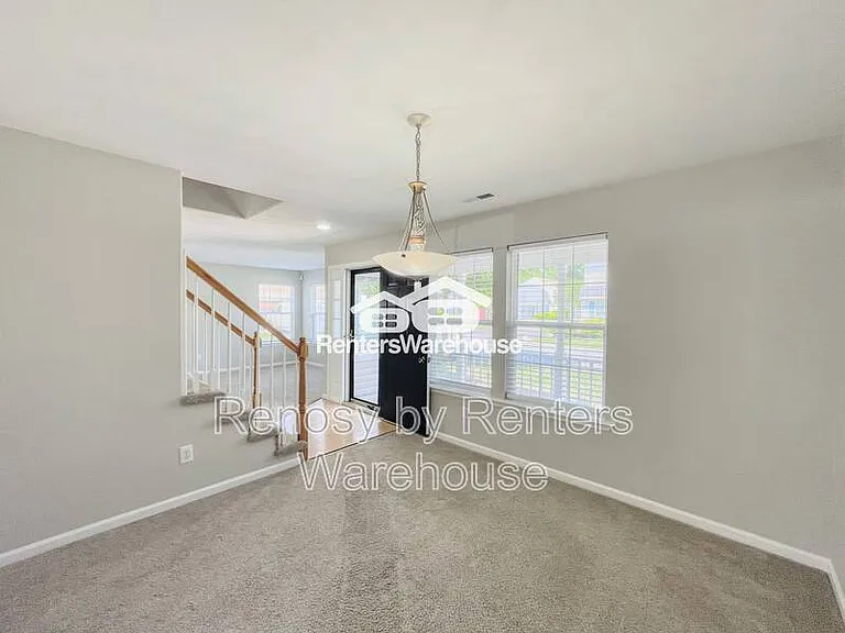 617 Lord Nelson Ct — Photo 16