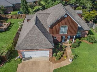 145 Apple Blossom Dr, Brandon, MS 39047