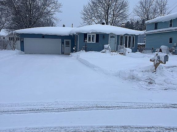 4th image of 3965 Jefferson Ave