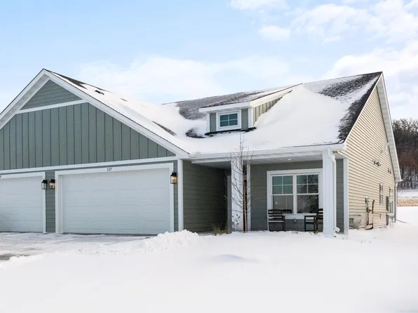 117 Maple Ct, Cannon Falls, MN 55009