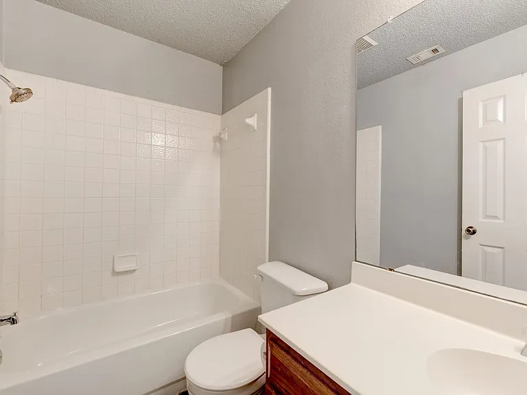16913 Langland Rd — Photo 12